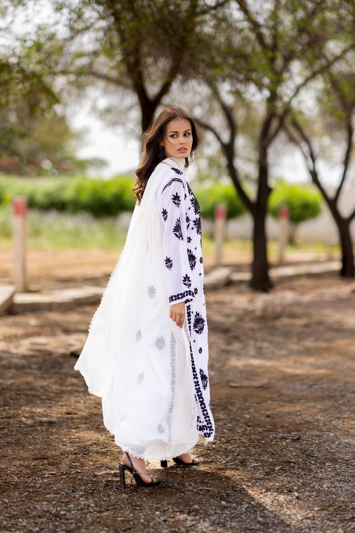 White Affair - MaisonDuModa 3 Piece Dress