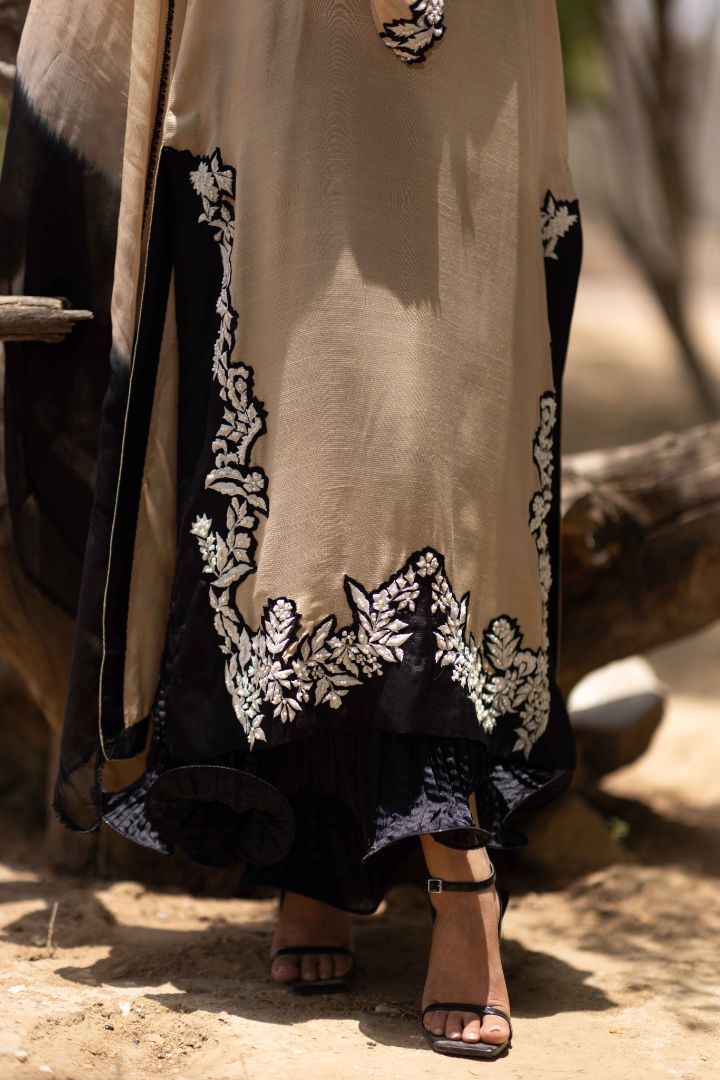 Ruffle Crush Trousers - MaisonDuModa Trousers