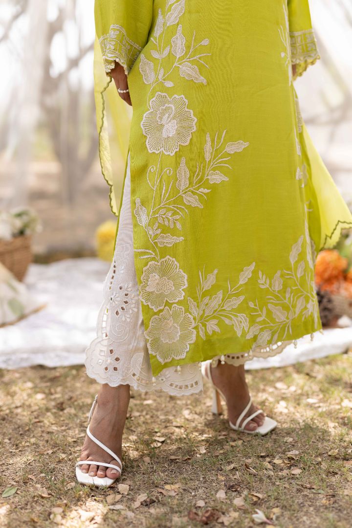 Cutwork Izaar Pants - MaisonDuModa Trousers