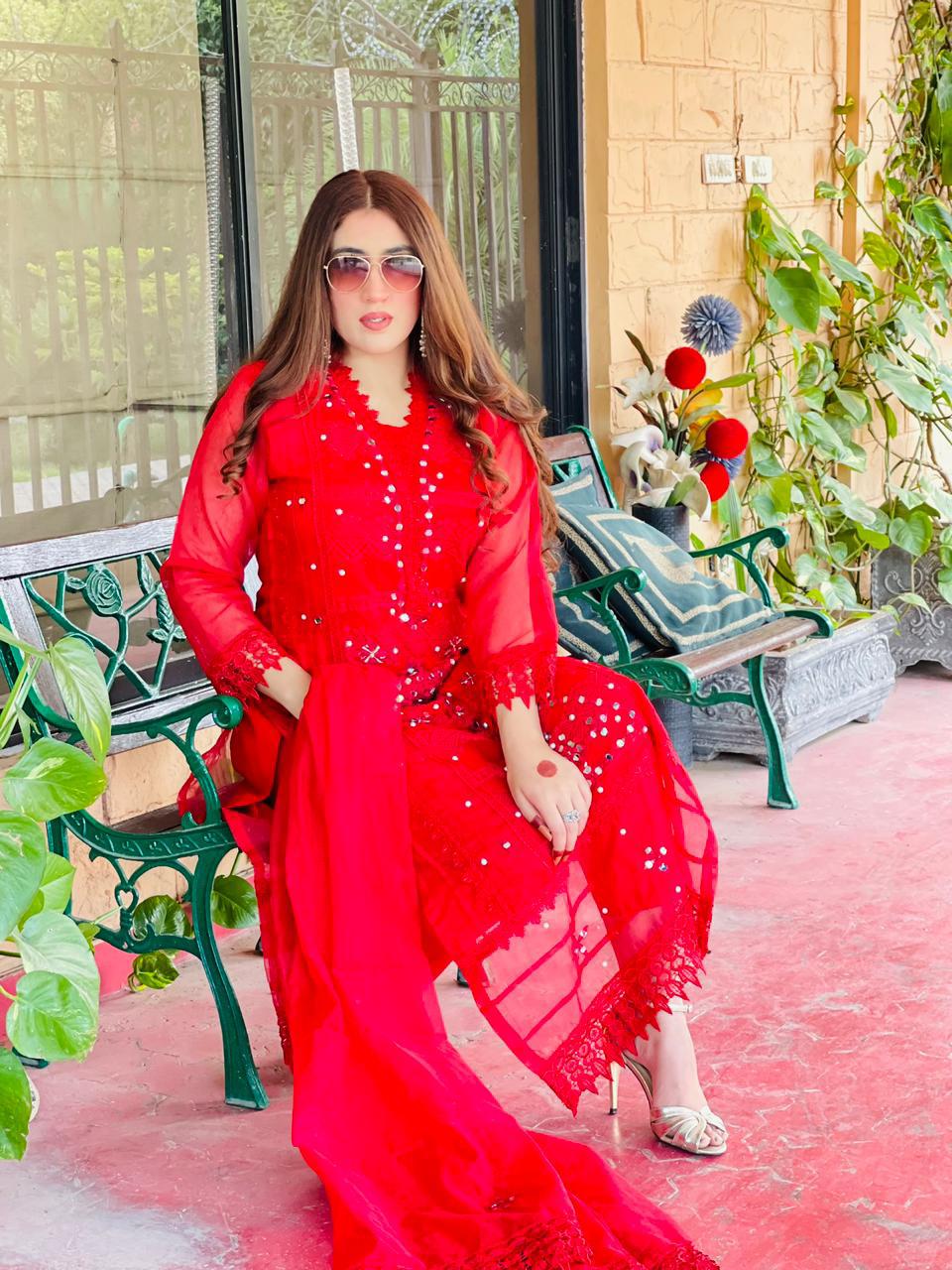 ISSA RED ROSE - MaisonDuModa 3 Piece Dress