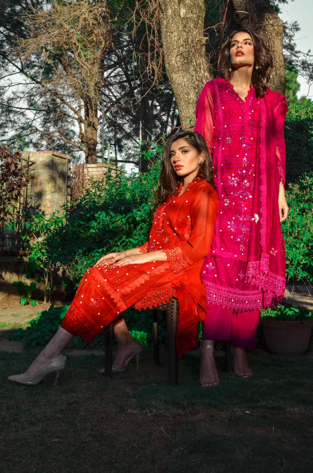 ISSA RED ROSE - MaisonDuModa 3 Piece Dress