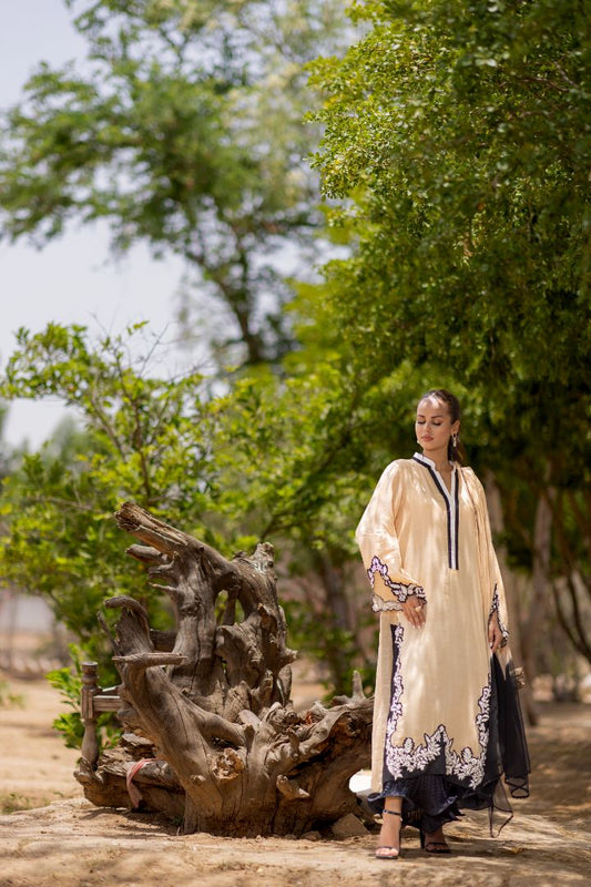 Pearls & Skin Tone - MaisonDuModa 3 Piece Dress