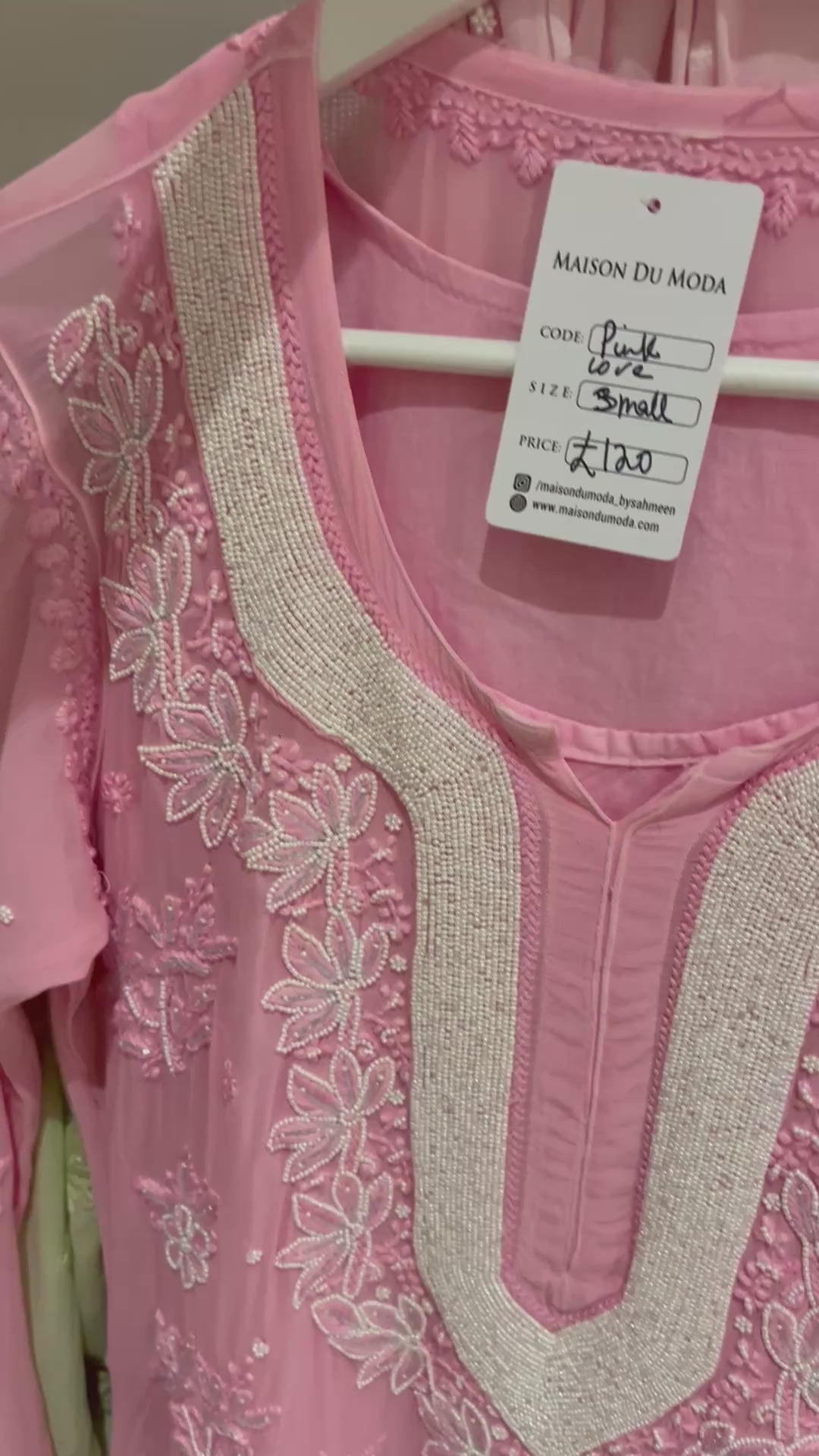 Pink and Kiwi florals and pearls!