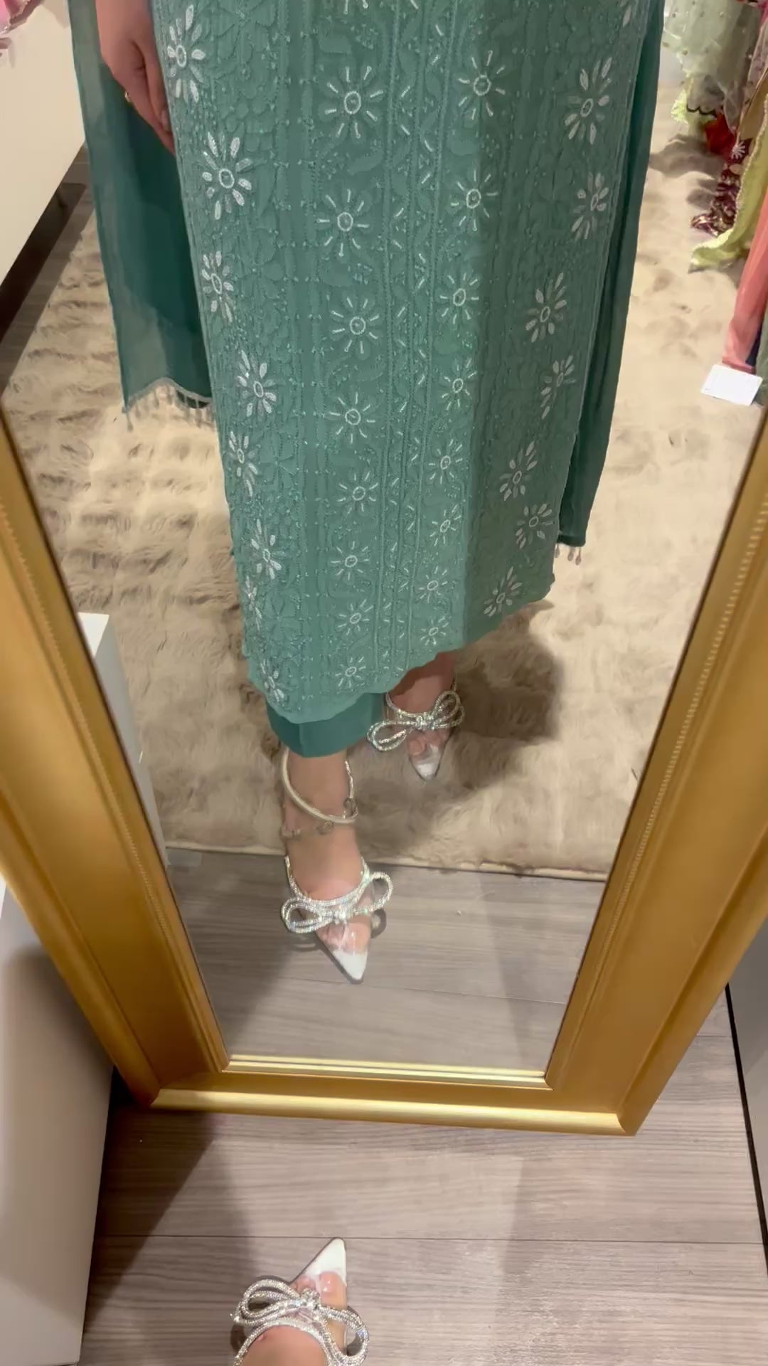 Sea Green Chikankari outfit!